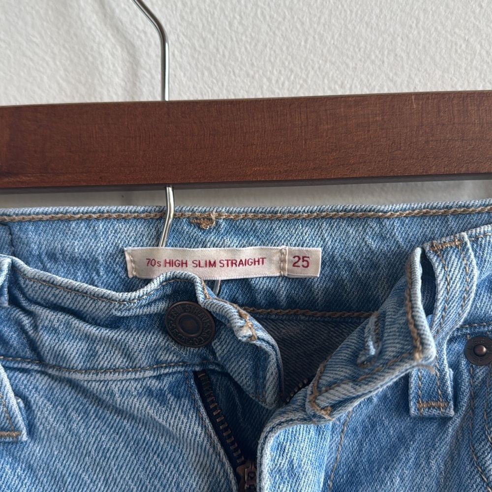 Levi’s 70s High Slim Straight Jeans - Picture 7 of 12